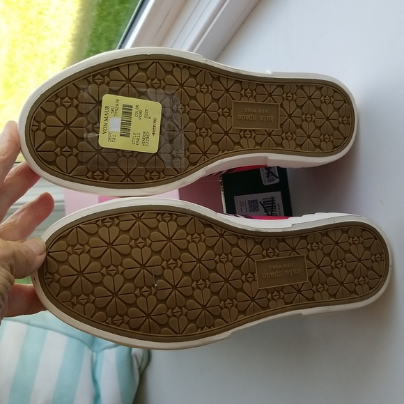 NWT Kate Spade Vale Sneakers - Picture 5 of 10